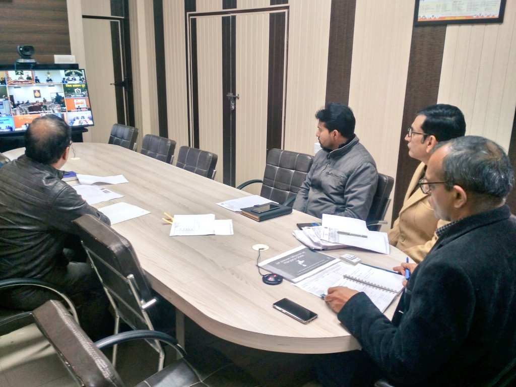 मुख्य सचिव केशनी आनंद अरोड़ा ने की जल जीवन मिशन की प्रगति की समीक्षा, दिए आवश्यक दिशा निर्देश