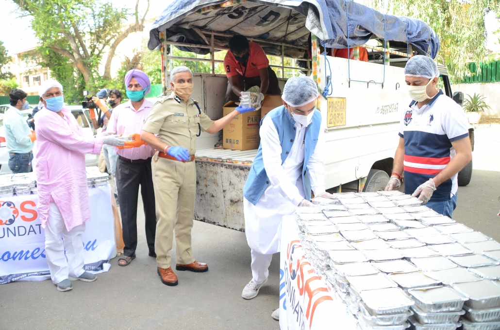 UT DGP Baniwal lauds effort of Joshi Foundation and Heart Foundation.