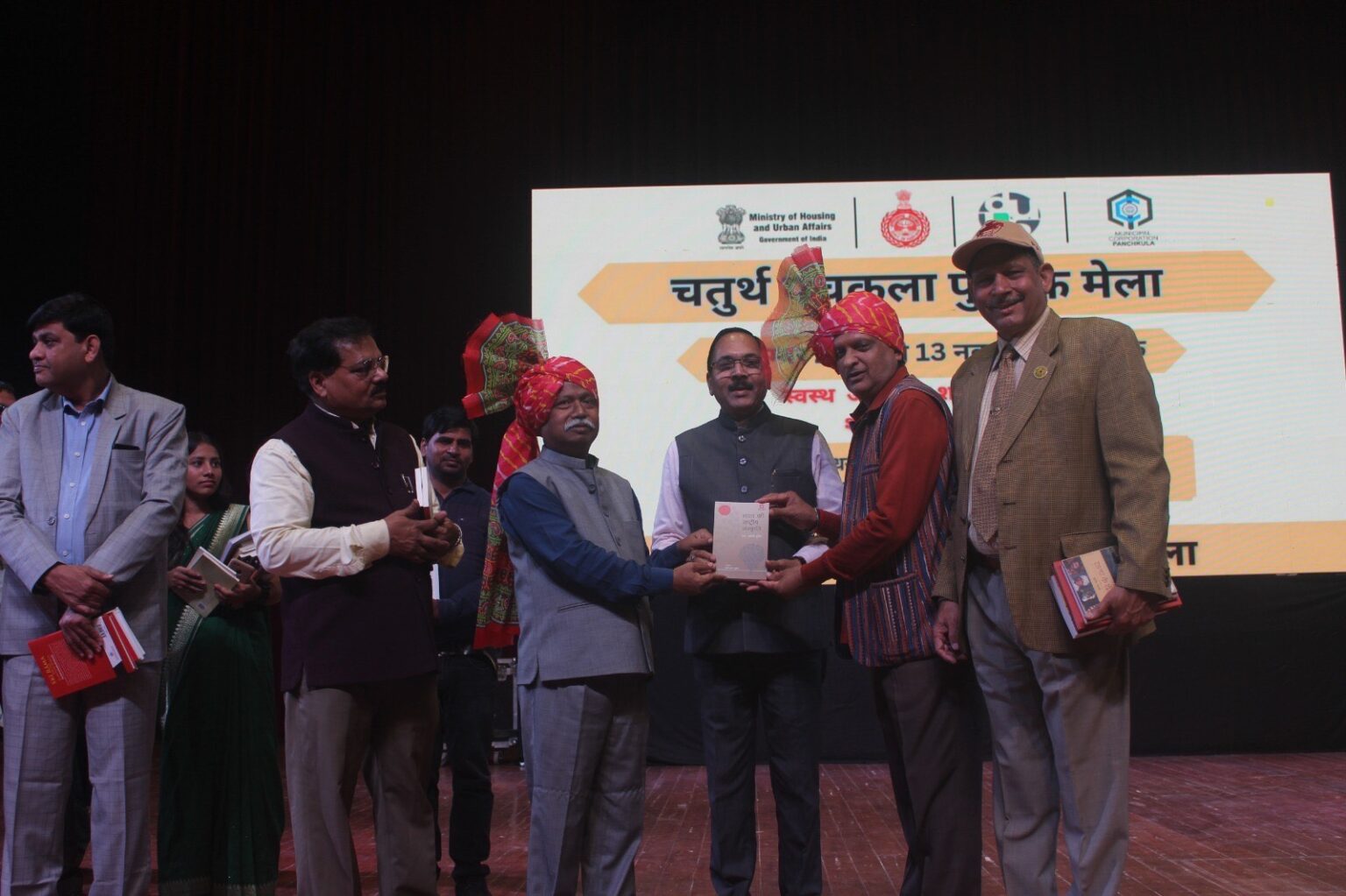 *पंचकूला के हर सामुदायिक केन्द्र में बनेगा पुस्तकालय- कुलभूषण गोयल*