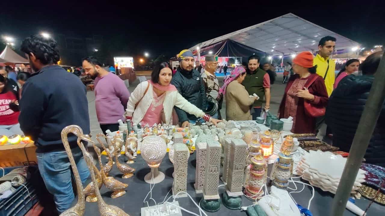 पंचकूला सरस मेले में उमड़ा जनसैलाब, कला–संस्कृति और स्वाद ने जीता लोगों का दिल